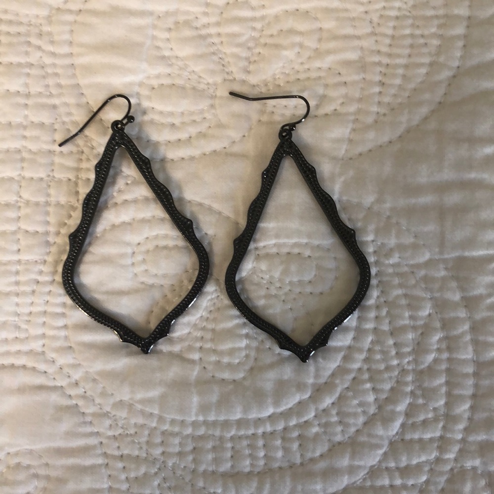Gunmetal Kendra Scott earrings